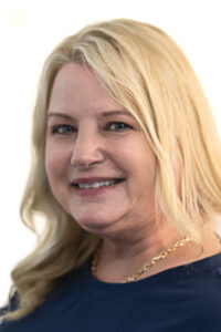 Leah_Lewis_headshot