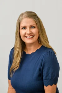 Headshot photo of wendi collings
